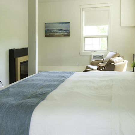 Pine Lodge Muskoka Huntsville Esterno foto
