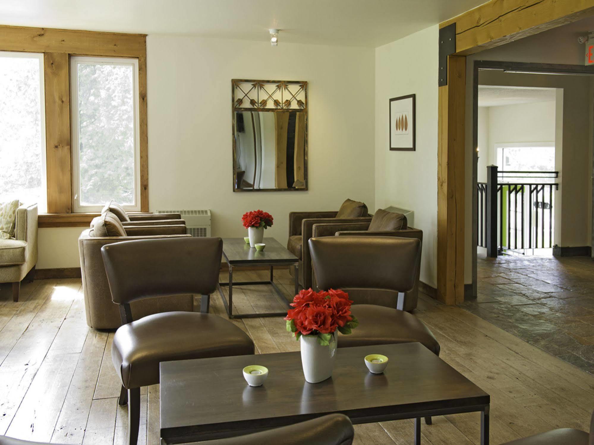 Pine Lodge Muskoka Huntsville Esterno foto