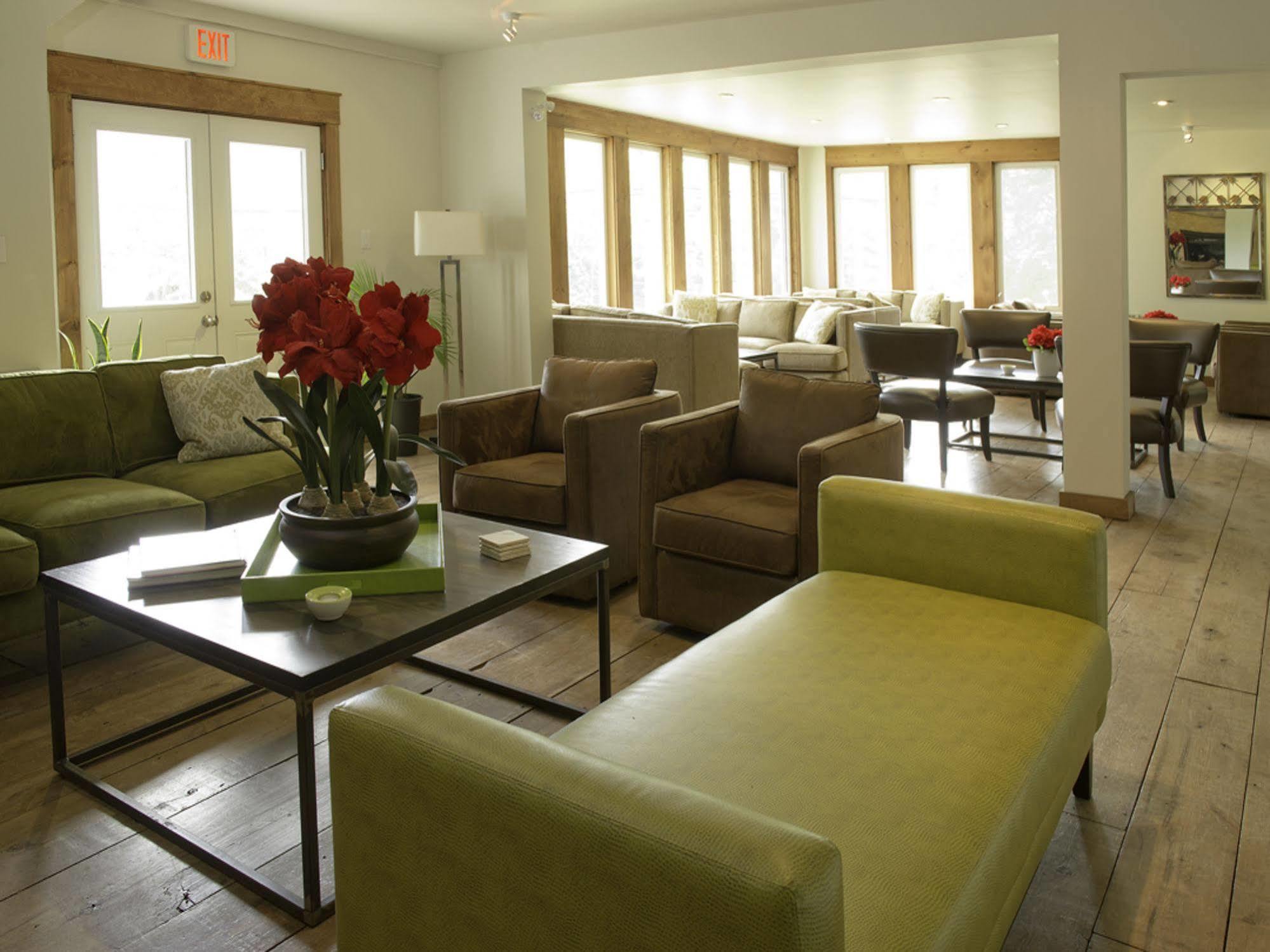 Pine Lodge Muskoka Huntsville Esterno foto