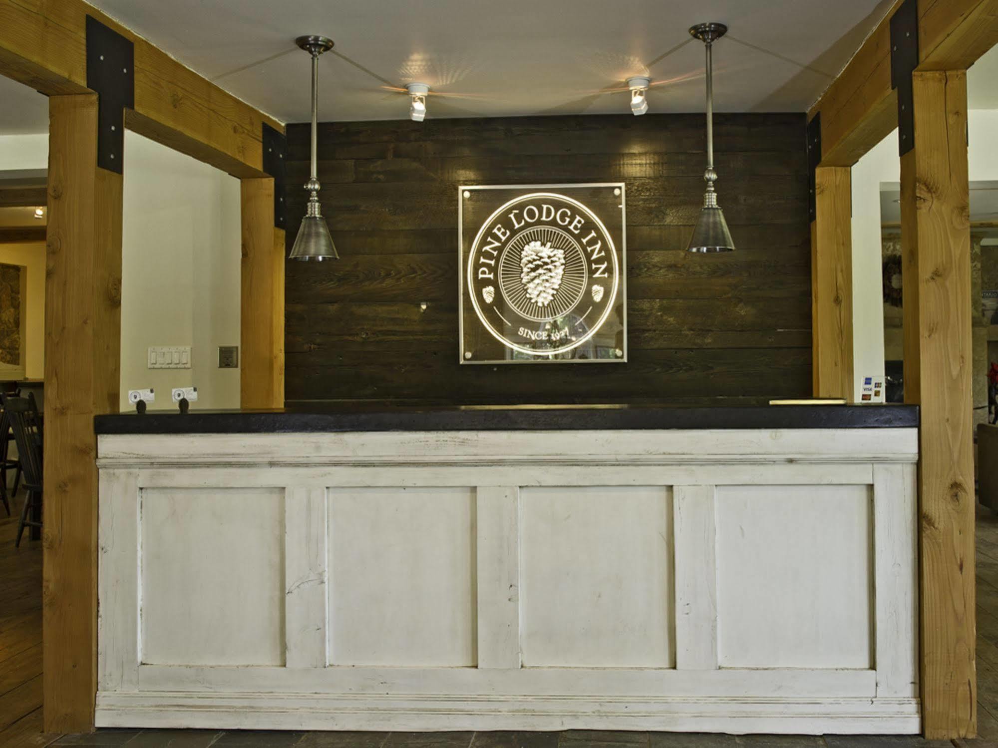Pine Lodge Muskoka Huntsville Esterno foto