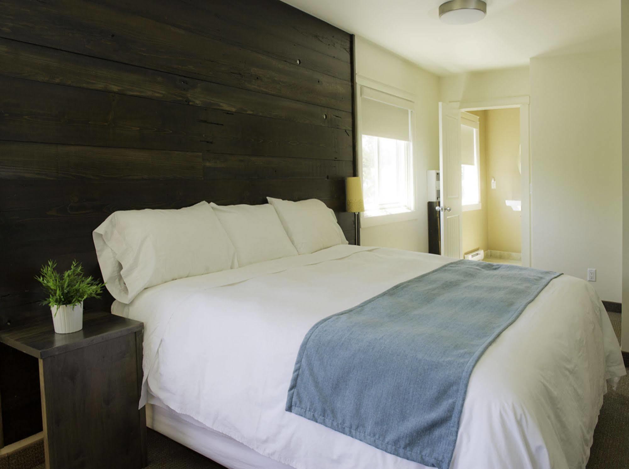 Pine Lodge Muskoka Huntsville Esterno foto